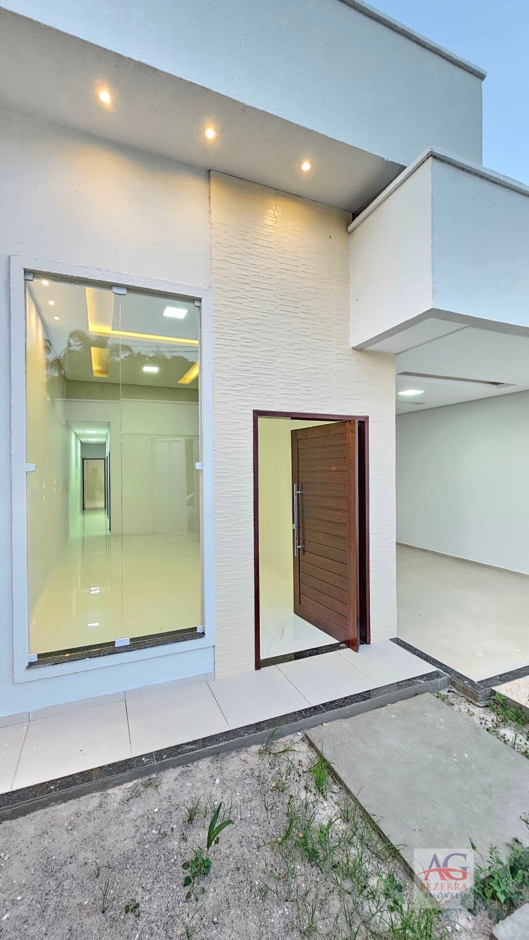 Belíssima Casa Térrea Com 3 Suítes - Bairro Sossego, Crato/CE