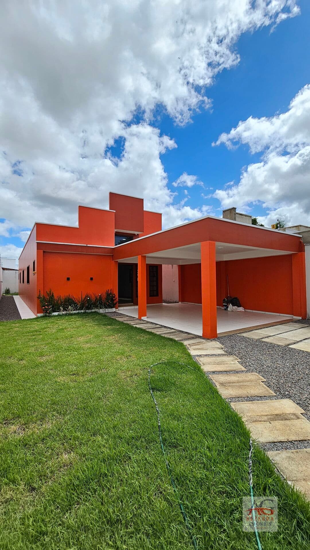 Casa À Venda Com 3 Quartos - Bairro Jardim Gonzaga - Juazeiro do Norte/CE