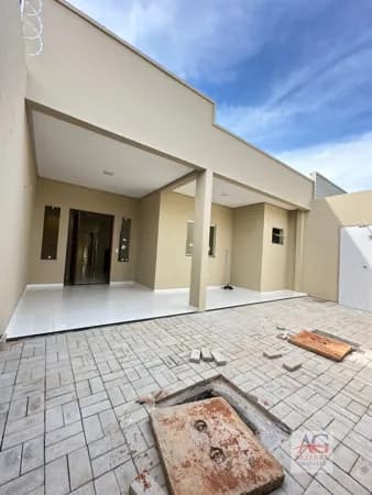 Casa À Venda Com 3 Quartos - Bairro São José - Juazeiro do Norte/CE