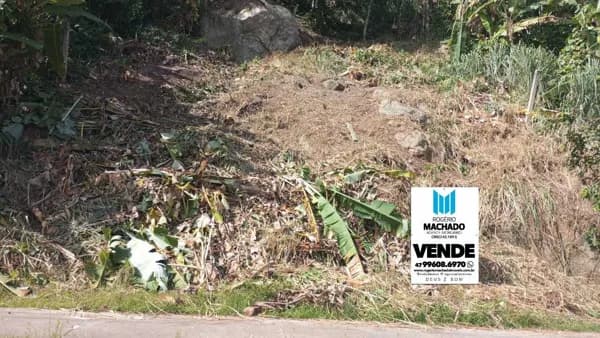 Terreno próximo da praia da tartaruga na Enseada em São Francisco do Sul SC