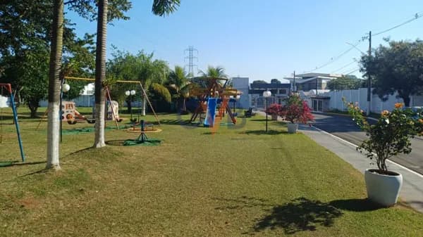 Casa em Condomínio no Bairro Dois Córregos, Piracicaba/SP