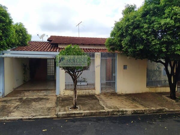 Casa Padrão para Venda em Jardim Mugnaini São José do Rio Preto-SP