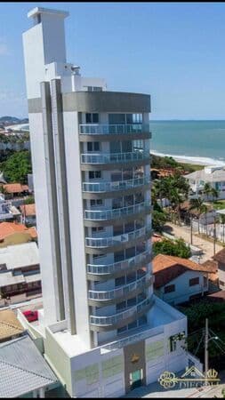 Apt 3 suítes pronto para morar