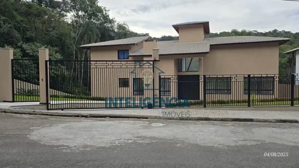 Casa Alto Padrão em Caraguatá, Mairiporã/SP