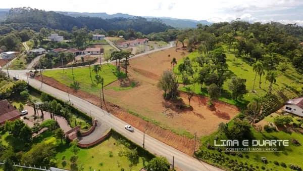 Terrenos com área de 416,00 m2 - Pronto p/ construir - B. Rio Vermelho Estação