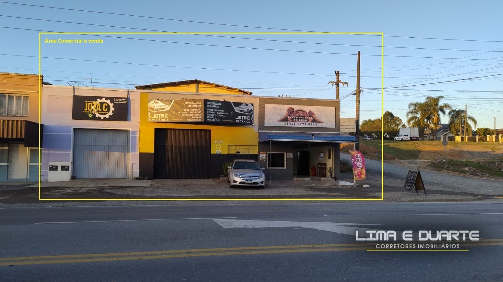 Galpão Comercial c/ 396,00 m2 frente SC-418 - B. Oxford
