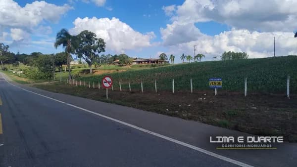 Chácara c/ área de 48.303 m2 + Casa c/ 190 m2 + Galpão c/ 350,00 m2
