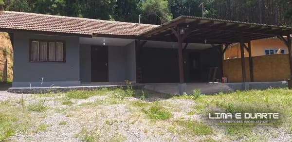 Casa de Alvenaria c/c 70,00 m2 - B. Schramm