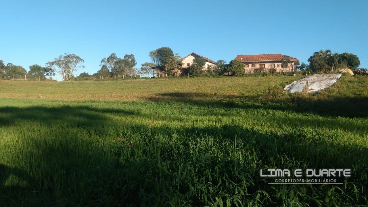 Chácara com 11.000 m2