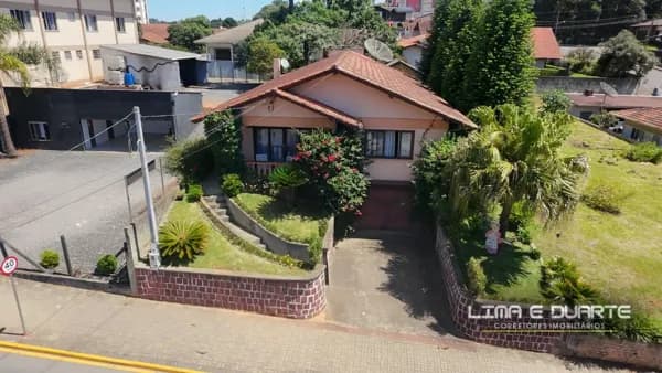 Imóvel Residencial ou Comercial c/ 219 m2 - Centro