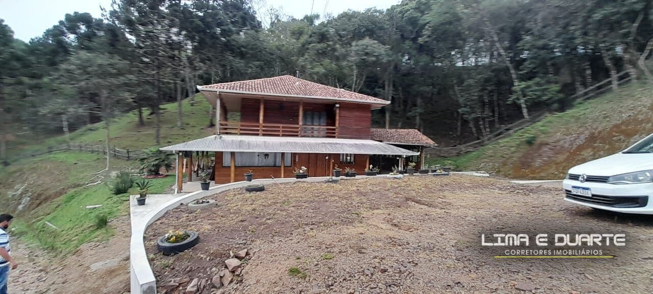 Chácara c/ 30.300,00 m2 - B. Rio Vermelho Povoado