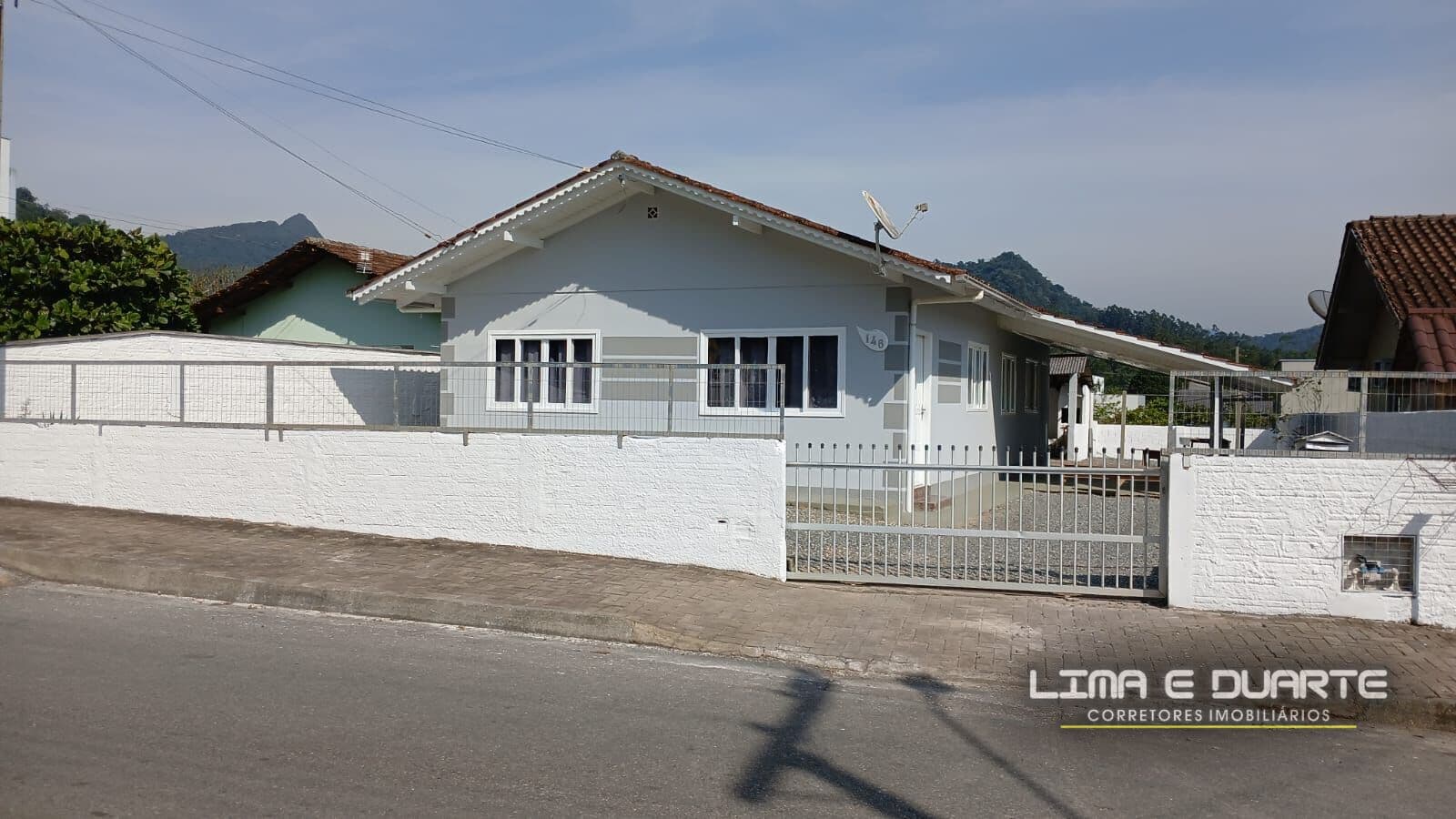Casa alvenaria c/ 108,00 m2 - 03 Dorm - B. Seminário - Corupá-SC