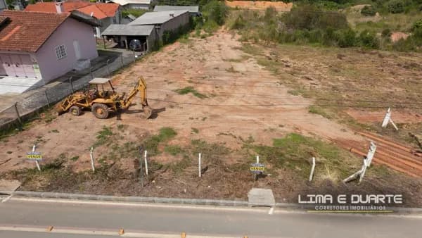 Terreno com 611,85 m2 - plano e pronto para construir - B. Lençol