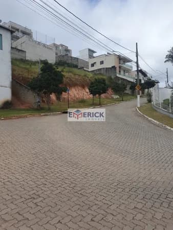 Terreno no Condomínio Via do Sol em São Pedro, Juiz de Fora/MG