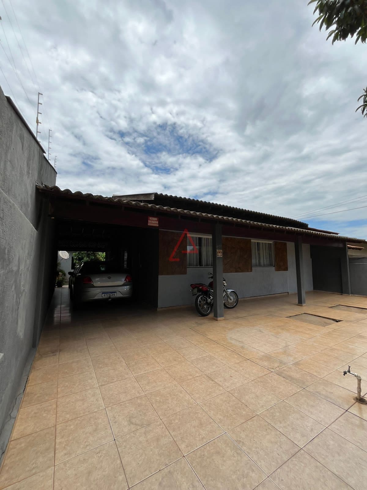 Casa com 3 quartos à Venda, 150m² por R$550.000,00, Antares, Londrina-PR