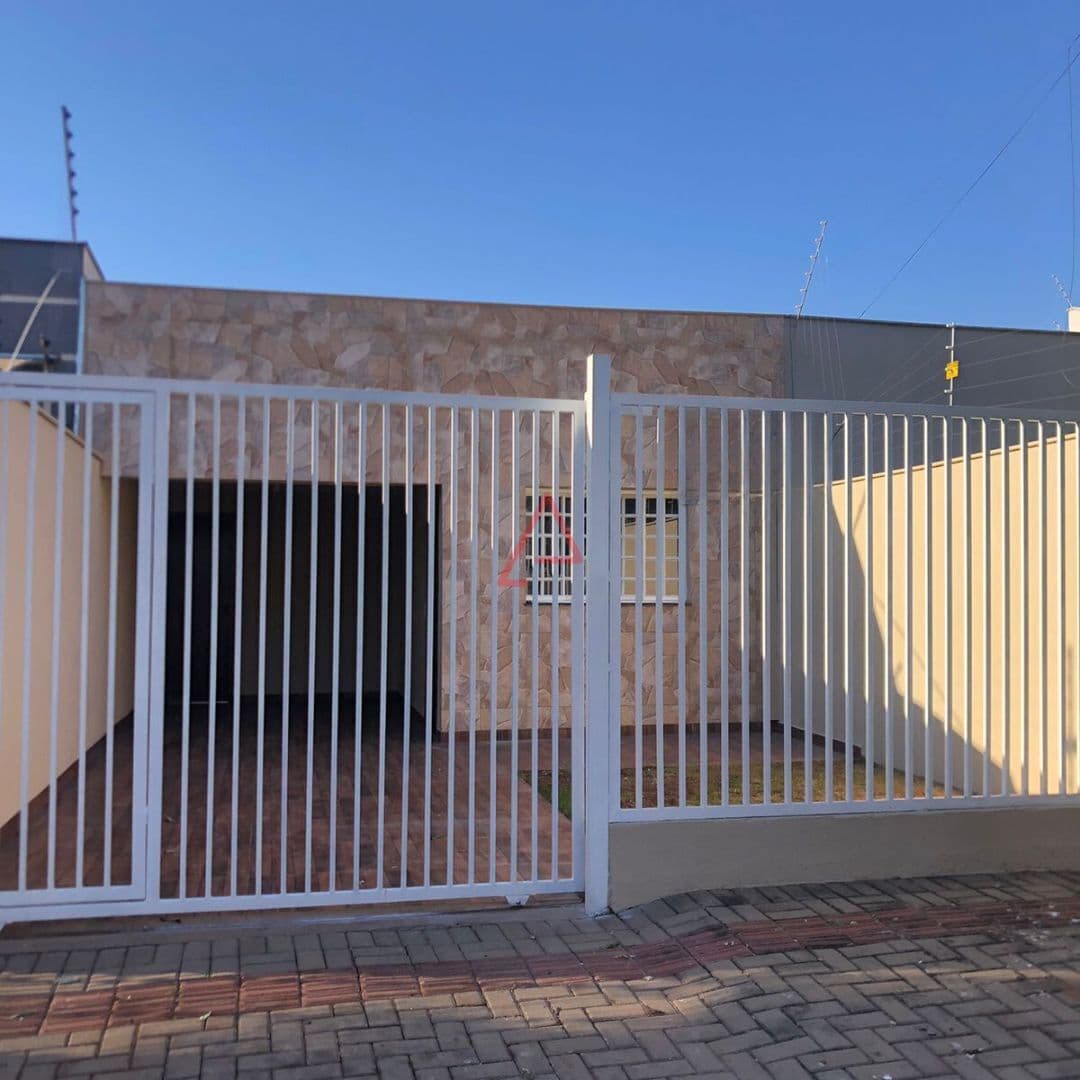 Casa com 3 Quartos (1 suíte) à venda, 89 m² por R$ 480.000, Jardim Versalhes I