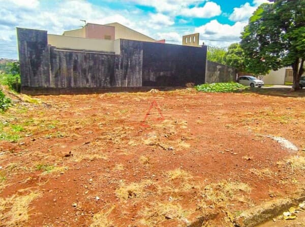 Terreno à venda, 301 m² por R$ 229.000,00 - Residencial José B Almeida - Londrina/PR