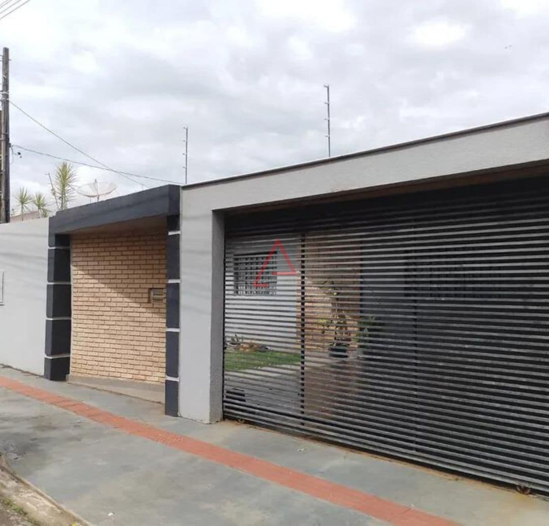 Casa com 3 Quartos e 3 banheiros à Venda, 164 m² por R$ 750.000, Ideal, Londrina