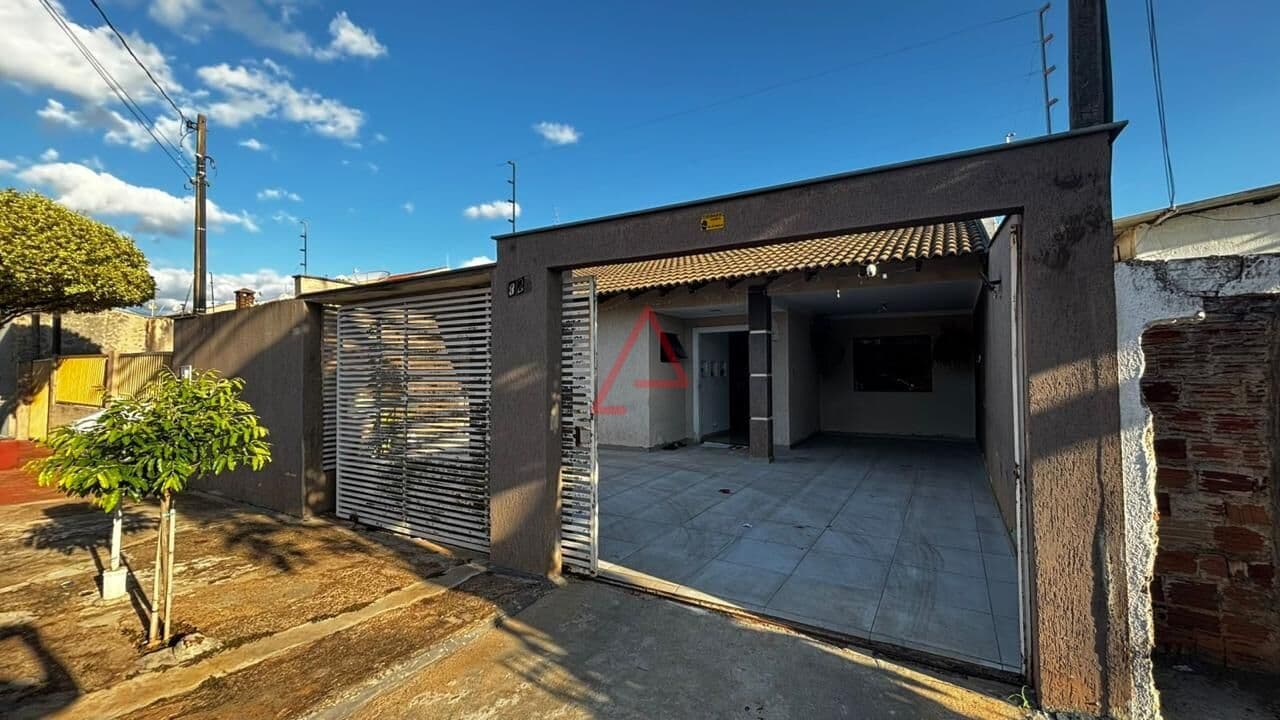 Casa com 3 Quartos à Venda, 100m² R$550.000,00, Vila Romana, Londrina-PR