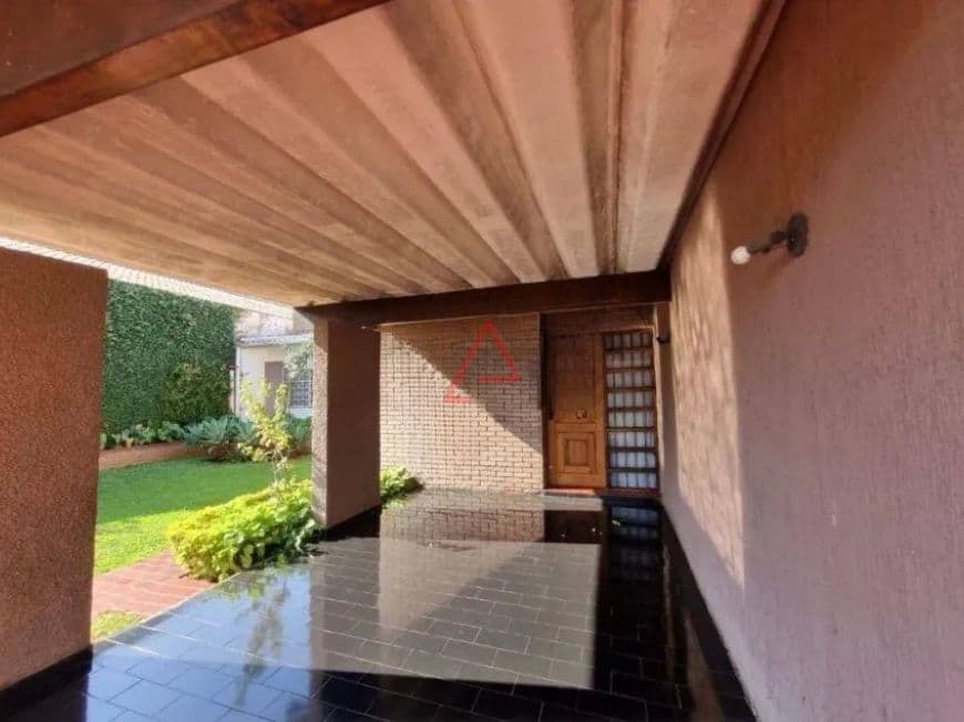 Casa com 4 quartos à venda, 167m² por R$800.000,00, Londrina-PR