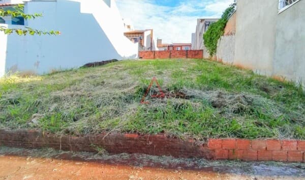 Terreno à venda, 250 m² por R$ 325.000,00 - Universitário - Londrina/PR