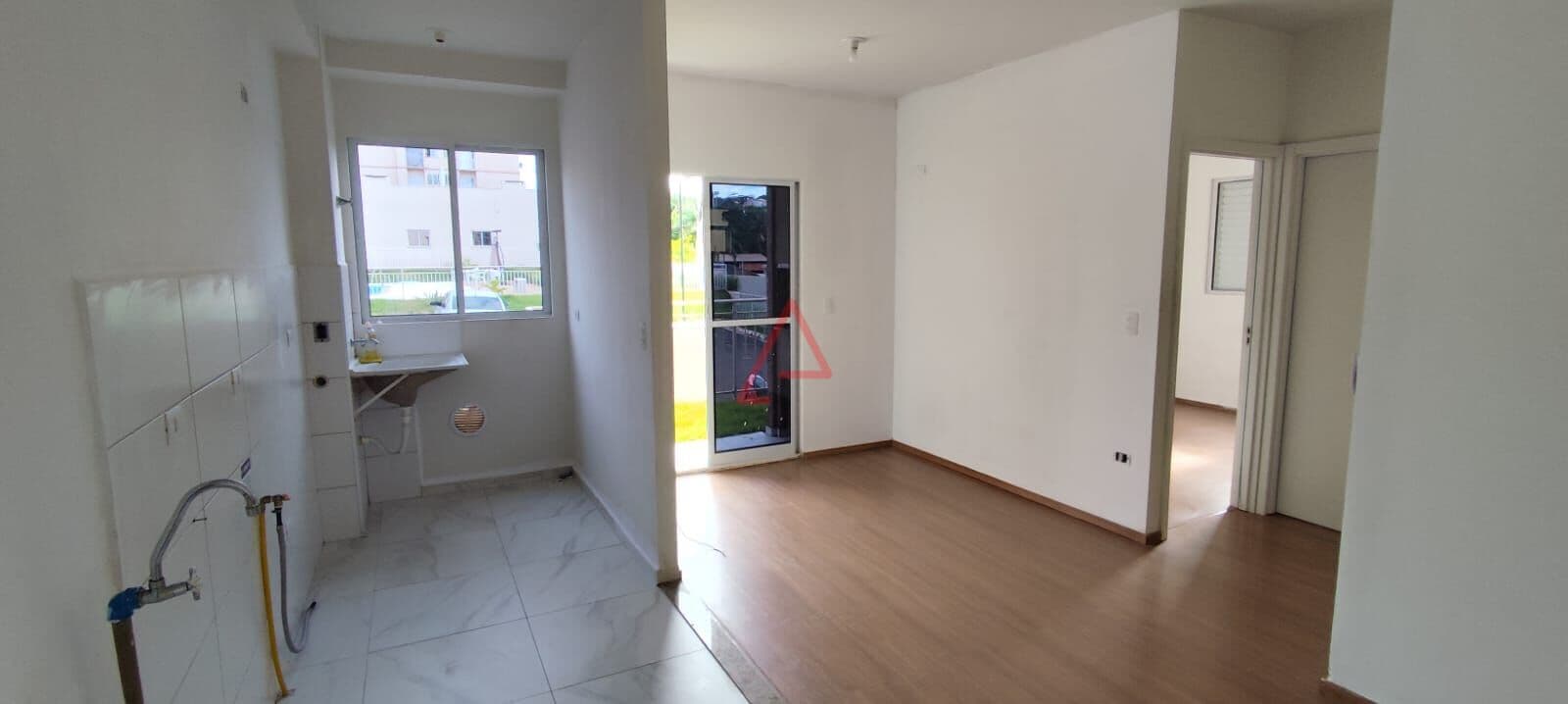 Apartamento com 2 Quartos à Venda, 46m² por R$160.000,00, Santa Luzia, Ibiporã-PR