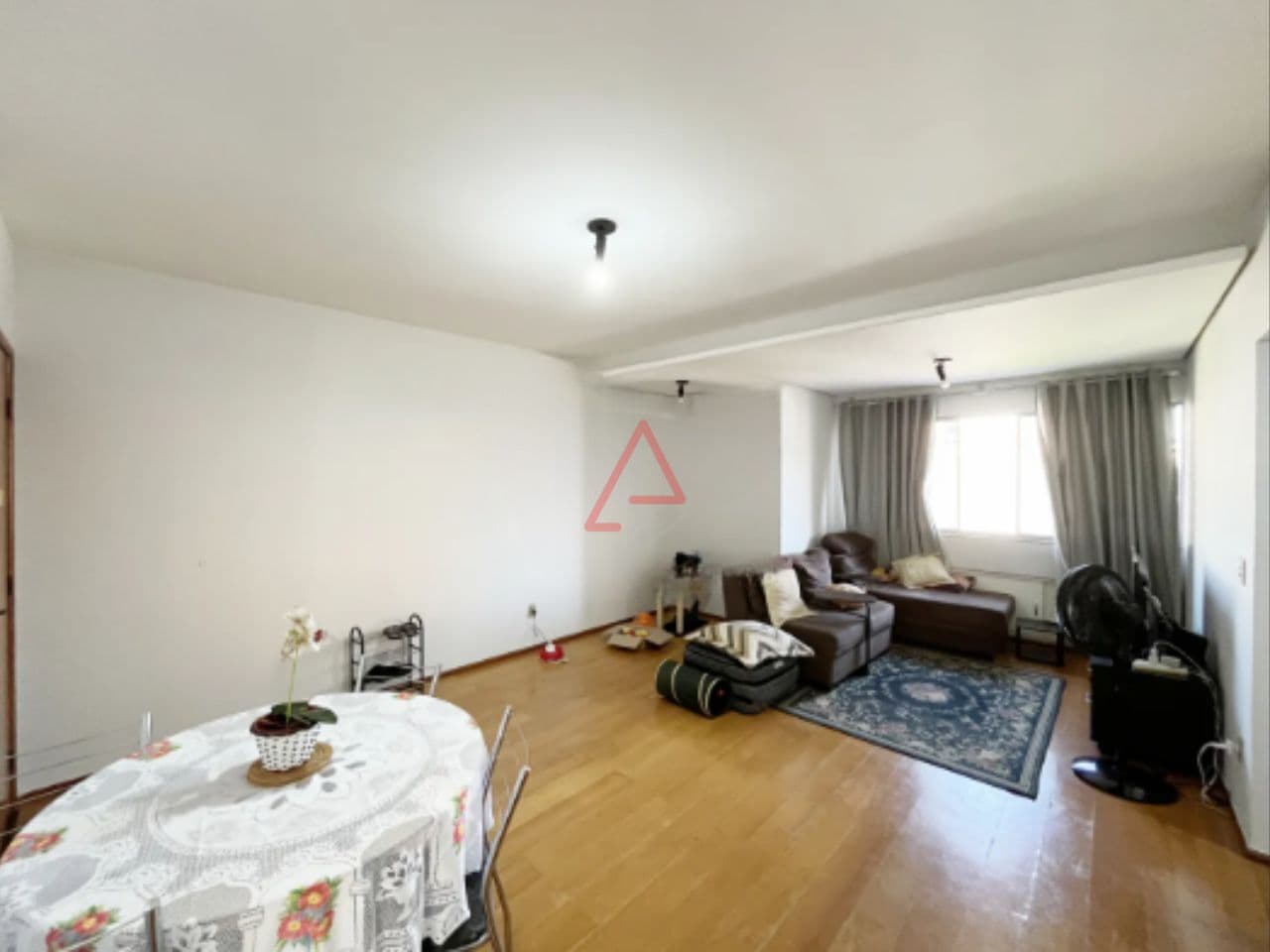 Apartamento com 3 Quartos à Venda, 85,34m² por R$300.000,00, Dom Bosco, Londrina-PR