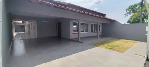 Casa com 3 Quartos e 2 Suítes para Locação, 225m² por R$5.500,00, Jardim Vilas Boas, Londrina-PR