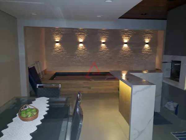 Casa com 3 Quartos à Venda, 92m² por R$780.000,00, Gleba Fazenda Palhano, Londrina-PR