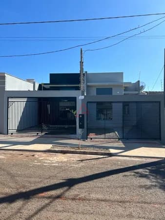 Casa com 3 quartos (1 suíte) à Venda, 81m², por R$399.000,00 no Portal dos Pioneiros, Londrina-PR