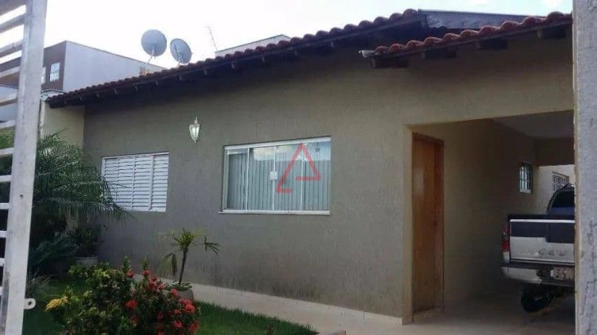 Casa com 3 quartos à venda, 160m² por R$450.000,00, Jardim das Palmeiras, Londrina-PR