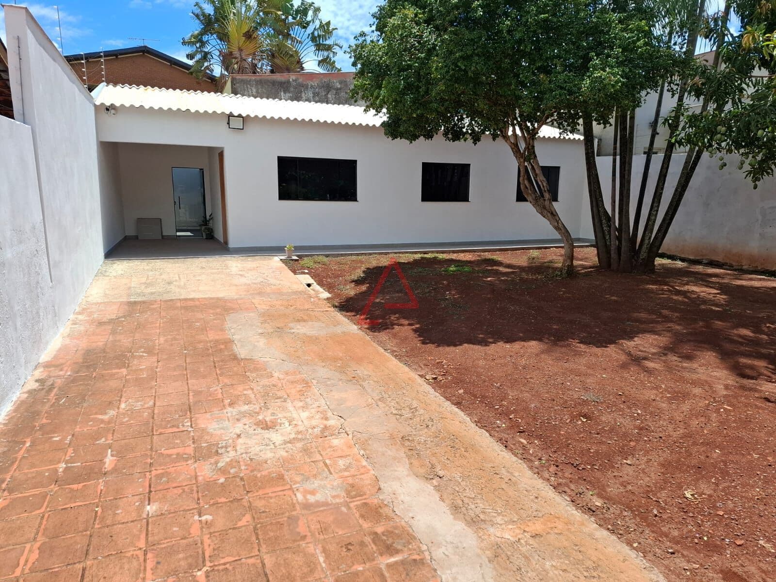 Casa com 3 quartos à Venda, 103m² por R$590.000,00, Santos Dumont, Londrina-PR
