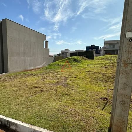 Terreno em Condomínio à Venda, 200m² por R$295.000,00, Gleba Esperança, Londrina-PR