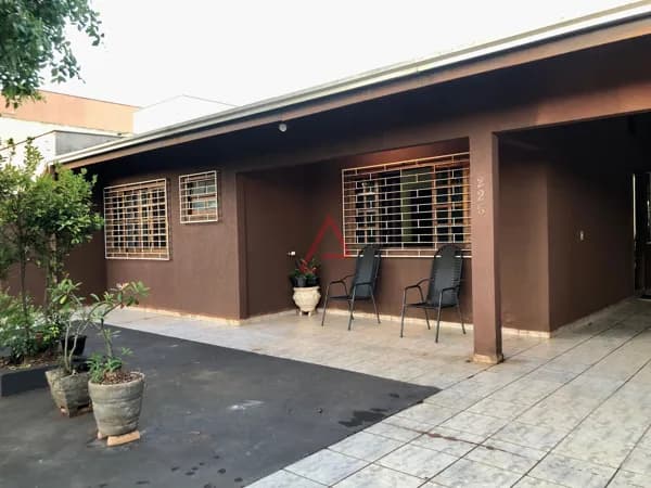 Casa 3 quartos (1 suíte) à Venda, 150m² por R$400.000,00, Jd. Continental, Londrina-PR