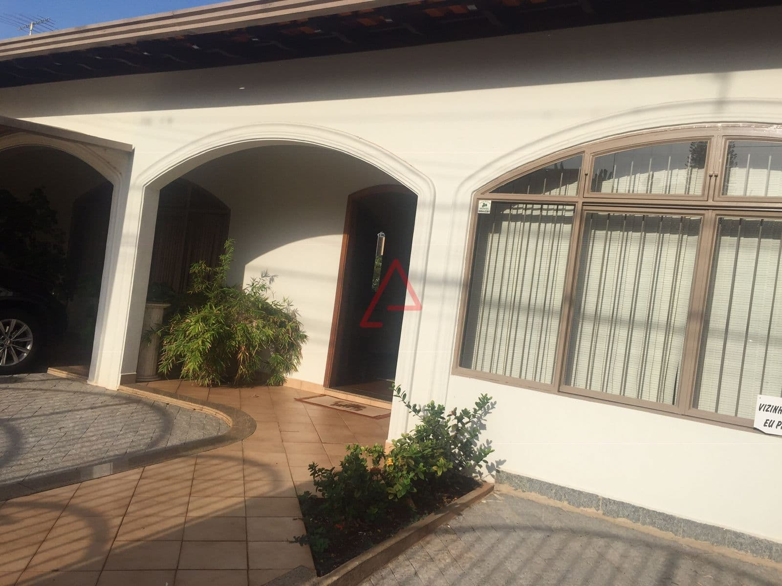 Casa com 3 Quartos à Venda, 248m² por R$1.190.000,00, Quebec, Londrina-PR