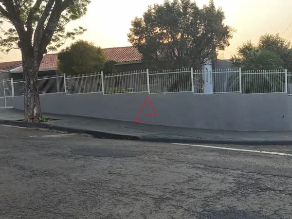 Casa com 2 quartos à Venda, 137m² por R$380.000,00, Ernani Moura Lima, Londrina-PR