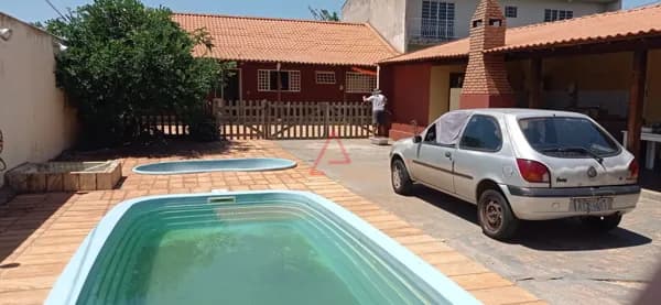 Casa com 4 Quartos (suíte) à Venda, 193 m² por R$ 698.000, Vila Brasil, Londrina-PR
