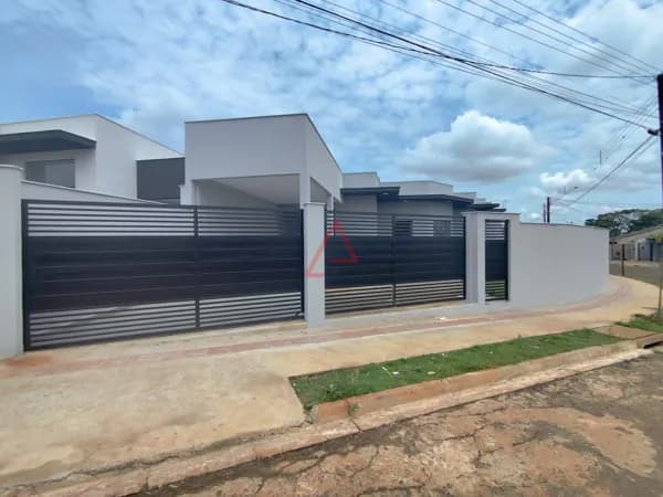 Casa com 3 Quartos à venda, 110m² por R$742.000,00, Res. Jose B Almeida, Londrina-PR