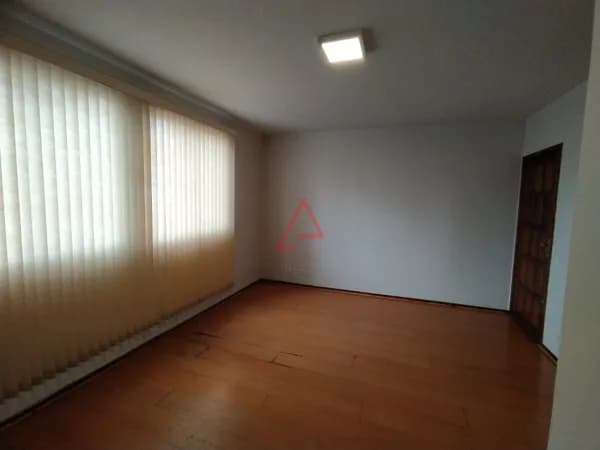 Apartamento com 2 quartos à Venda, 60m² por R$224.000,00, Centro, Londrina-PR