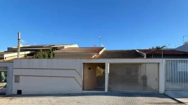 Casa com 3 quartos (1 suíte) à Venda, 140m² por R$950.000,00, Jardim Burle Marx, Londrina-PR