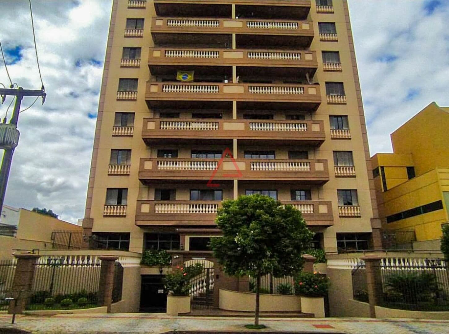Apartamento com 3 quartos à venda, 110 m² por R$ 450.000,00 - Centro - Londrina/PR