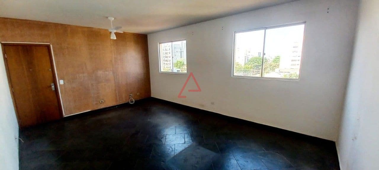 Apartamento com 3 Quartos à Venda, 90m² por R$335.000,00, Centro, Londrina-PR