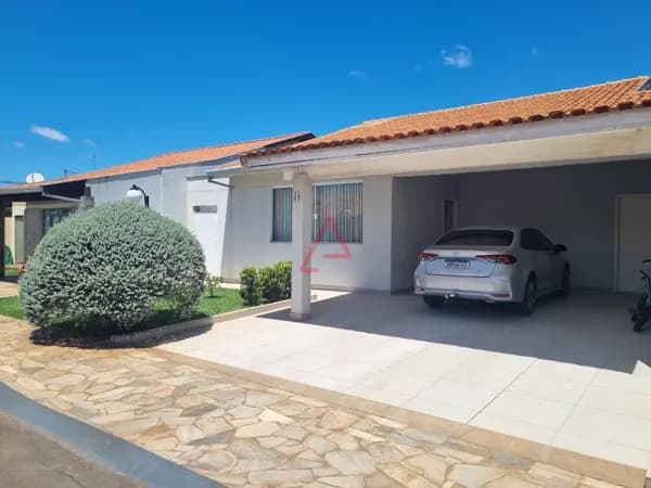 Casa 3 quartos (1 suíte) à Venda, 170m² por R$960.000,00, Jd. Bandeirantes, Londrina-PR