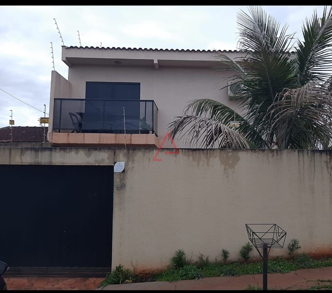Casa com 3 quartos (suíte) à Venda, 123m² por R$750.000,00, Califórnia, Londrina-PR