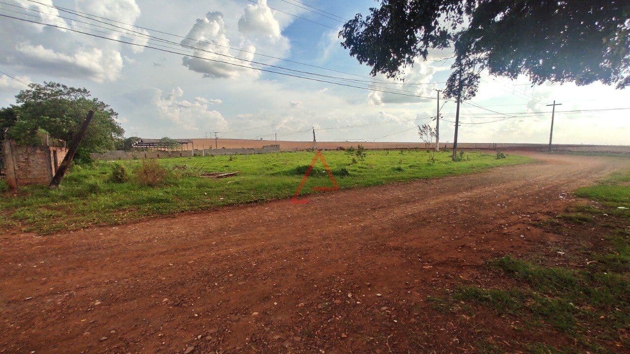Terreno à Venda, 2.534m² por R$249.000,00, Dom Pedro I, Londrina-PR