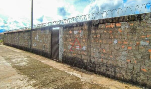 Terreno à venda, 308 m² por R$ 300.000,00 - São Pedro - Londrina/PR