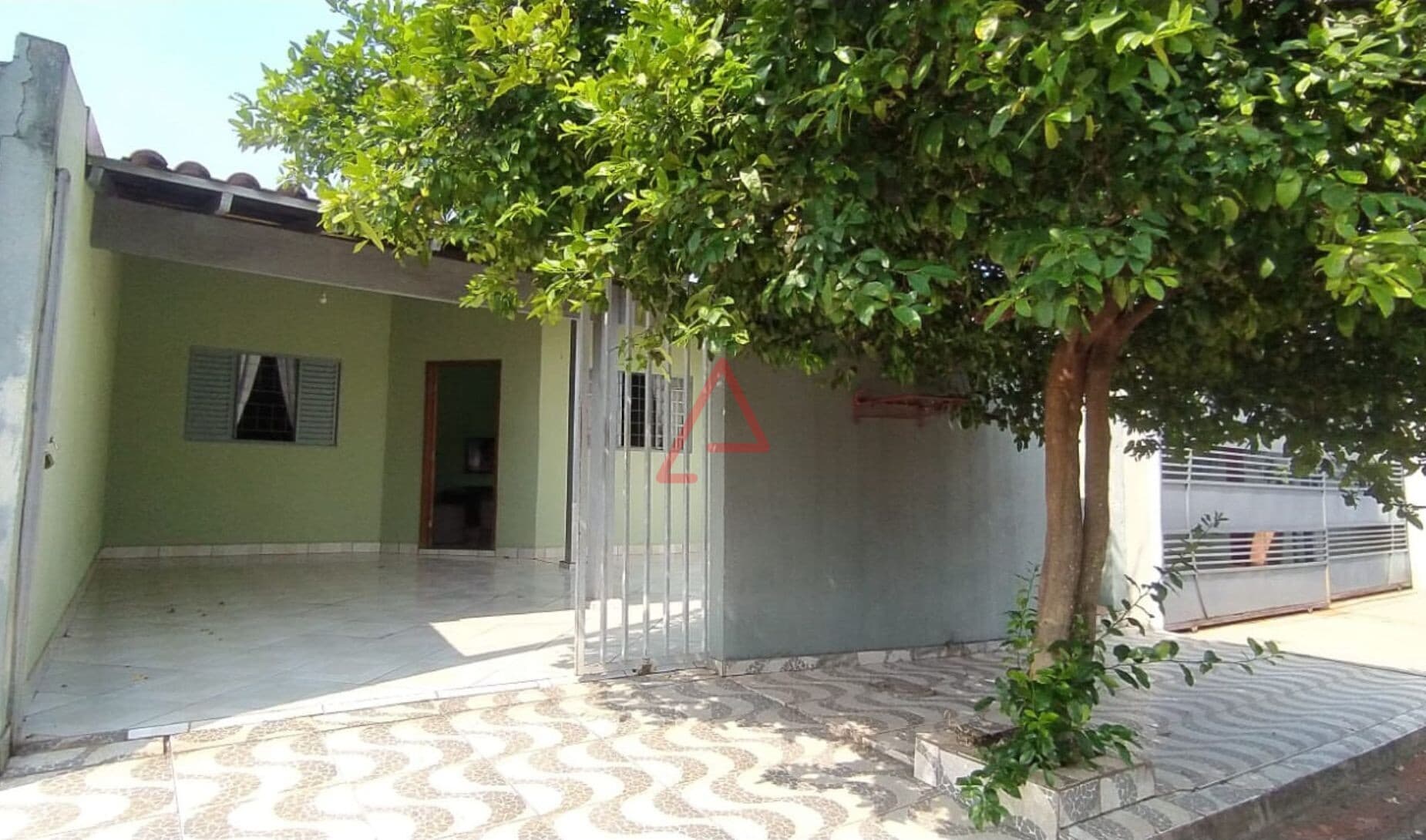 Casa com 2 Quartos, 60m² por R$250.000,00, Jd. Vale Azul, Londrina-PR