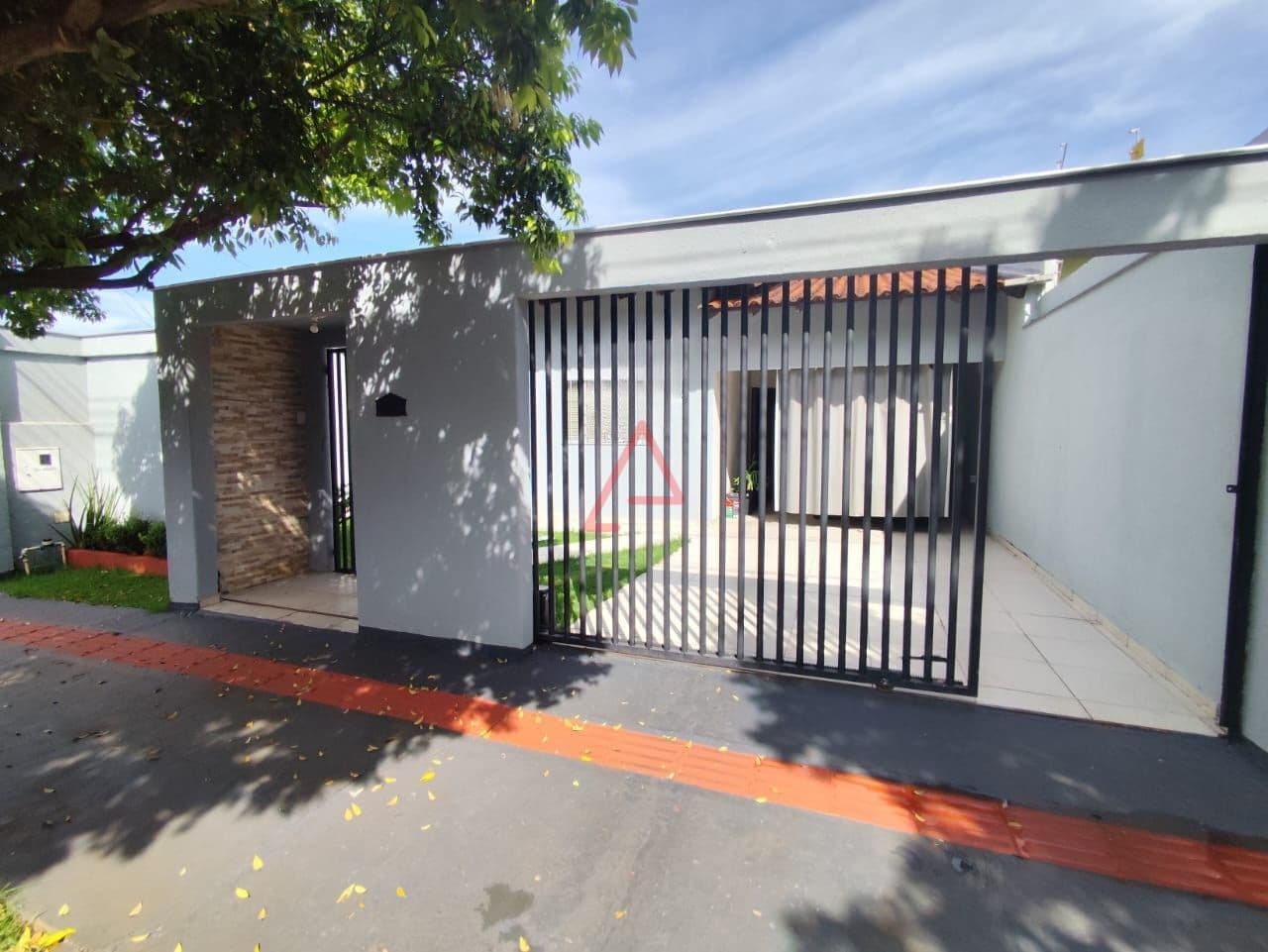 Casa com 2 Quartos (suíte) à Venda, 108m² por R$405.000,00, Lon Rita, Londrina-PR
