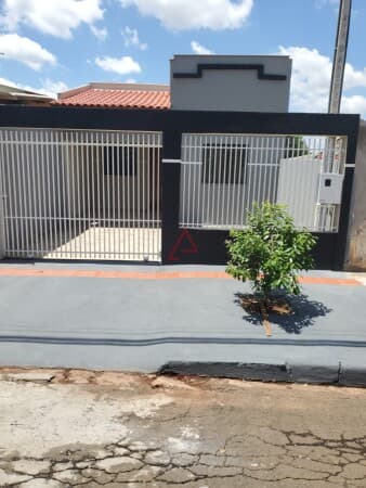 Casa à Venda, 2 quartos (suíte), por R$220.000,00, Res. Ana Rosa, Cambé-PR
