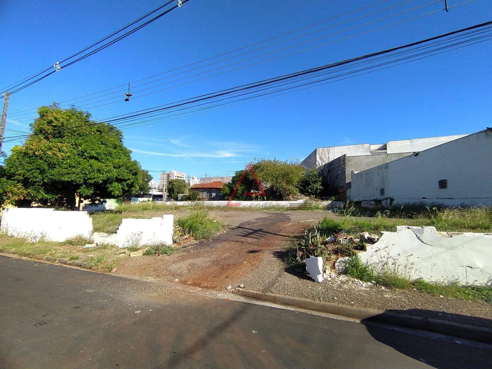 Terreno à Venda, 912m² por R$1.325.000,00, Jardim Agari, Londrina-PR